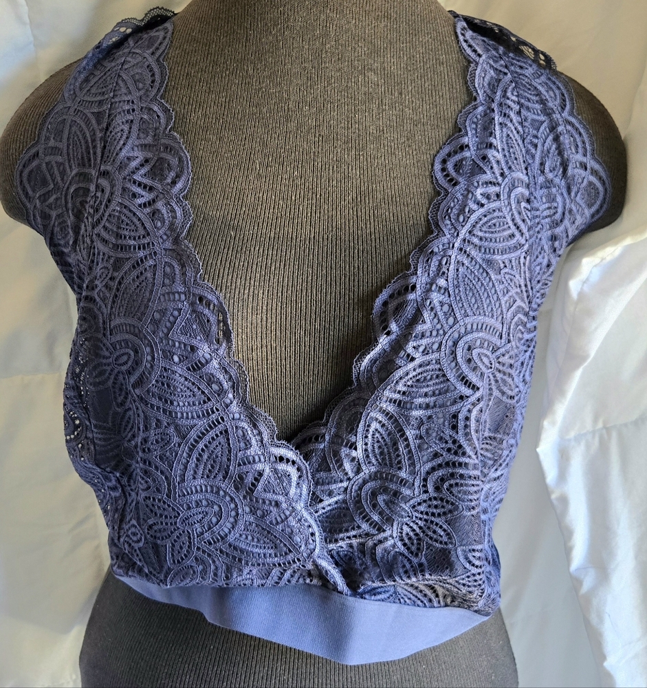 Old Navy Lace Halter Bralette